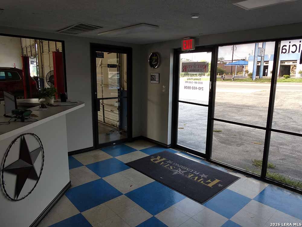 1021 Patricia San Antonio TX 78213
