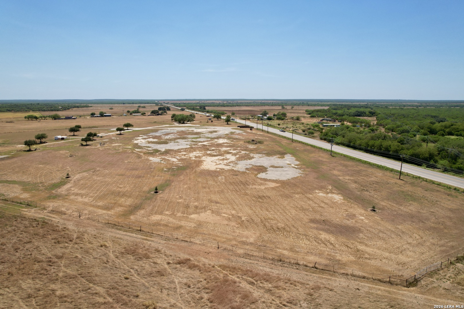 12673 W Highway 97 Charlotte TX 78011