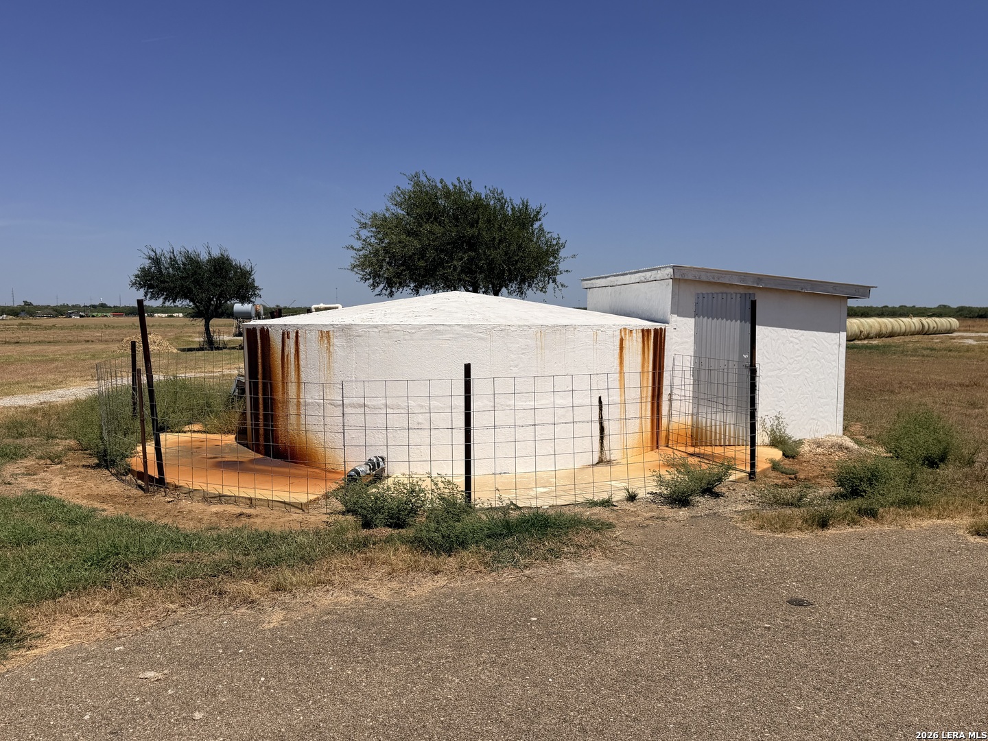 12673 W Highway 97 Charlotte TX 78011