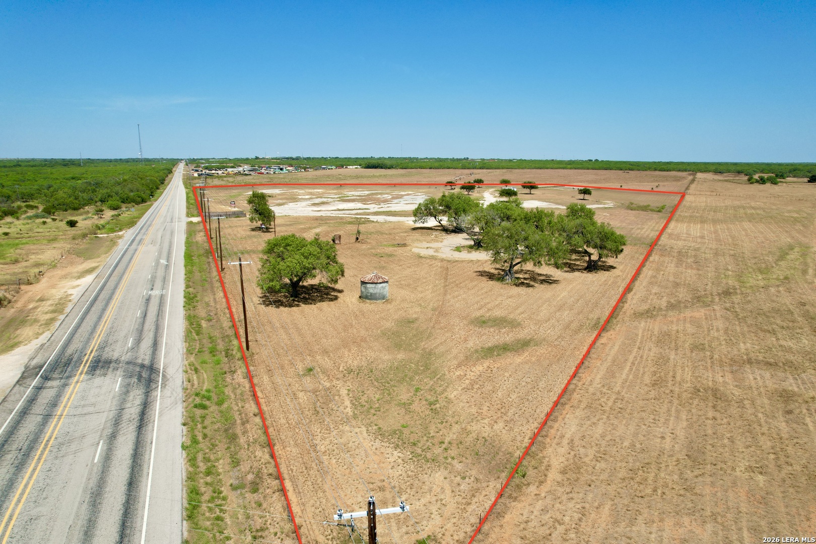 12673 W Highway 97 Charlotte TX 78011