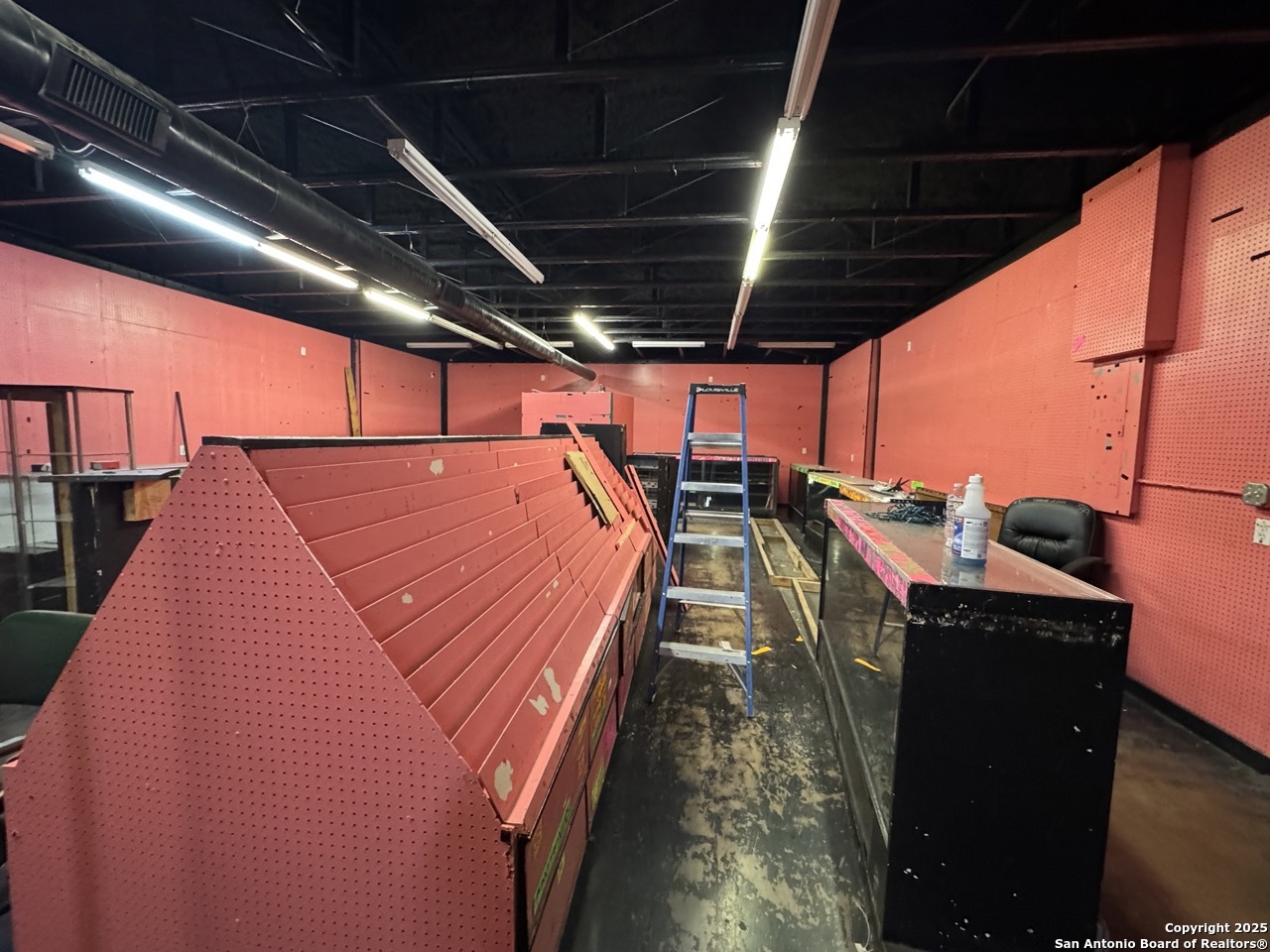 2122-2130 Austin Highway San Antonio TX 78218