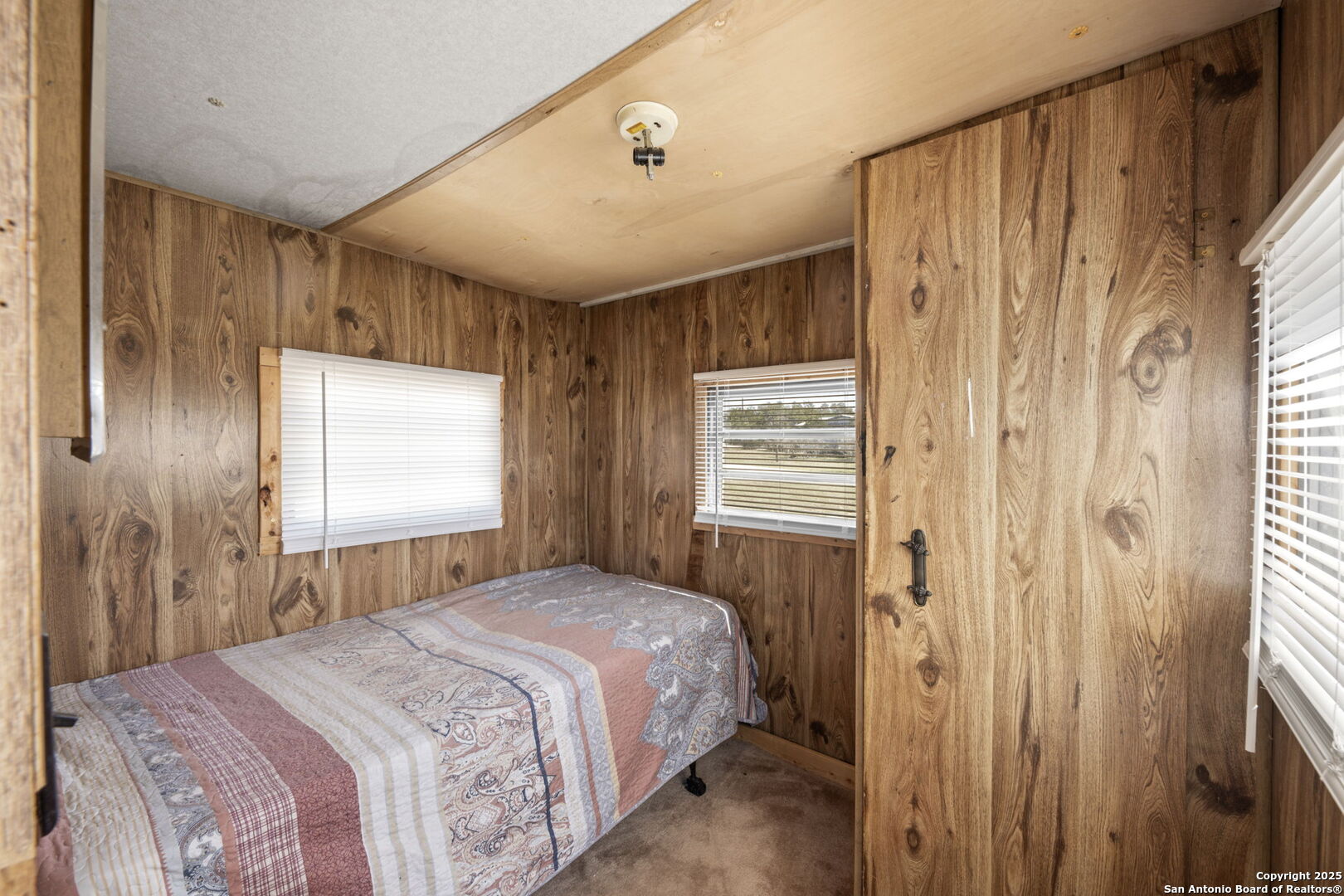 820 Forest View Blanco TX 78606