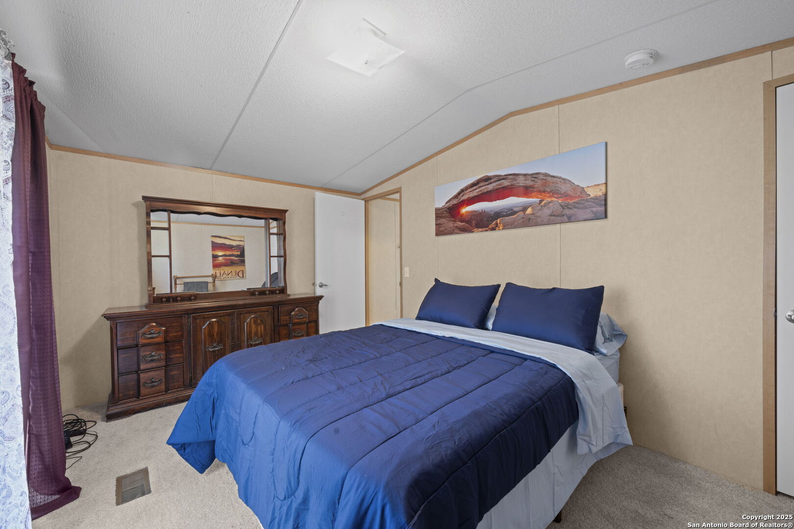 820 Forest View Blanco TX 78606