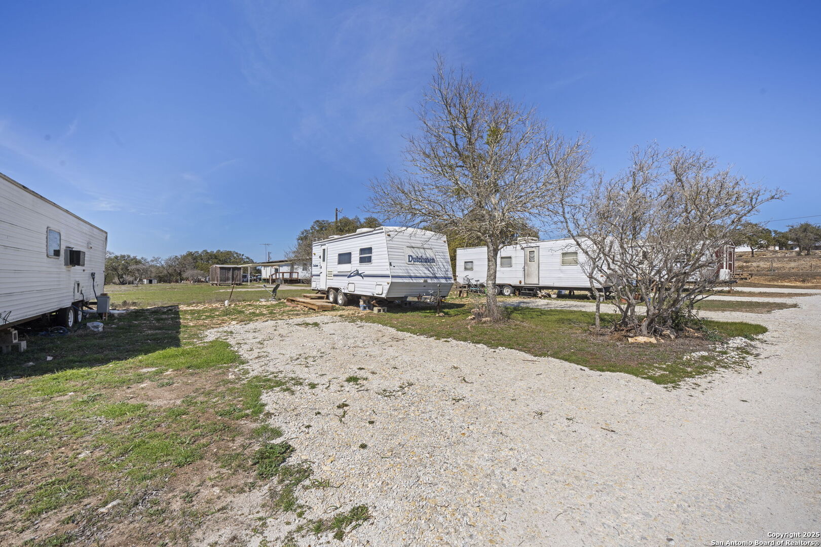 820 Forest View Blanco TX 78606