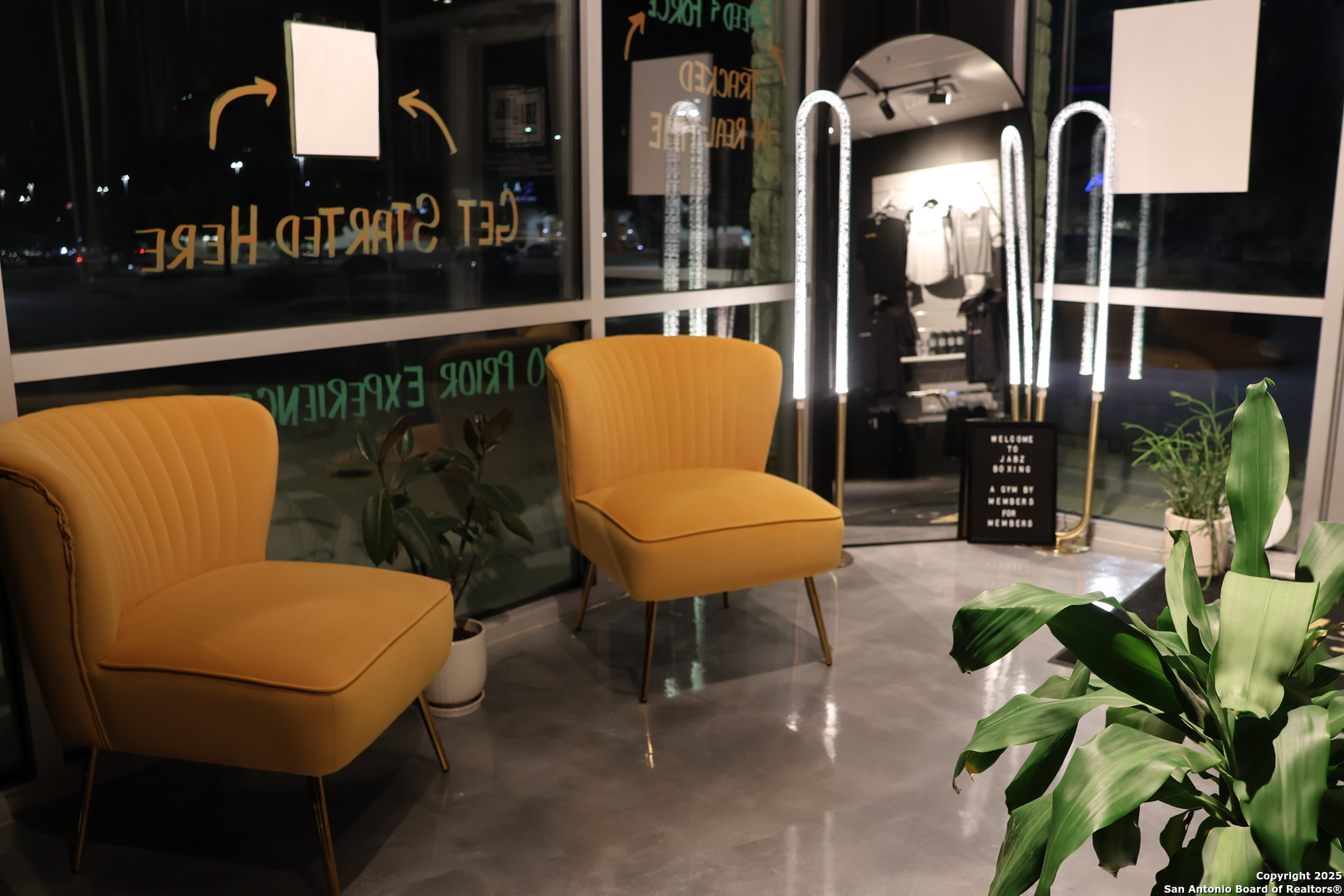 12611 Interstate 10 San Antonio TX 78230