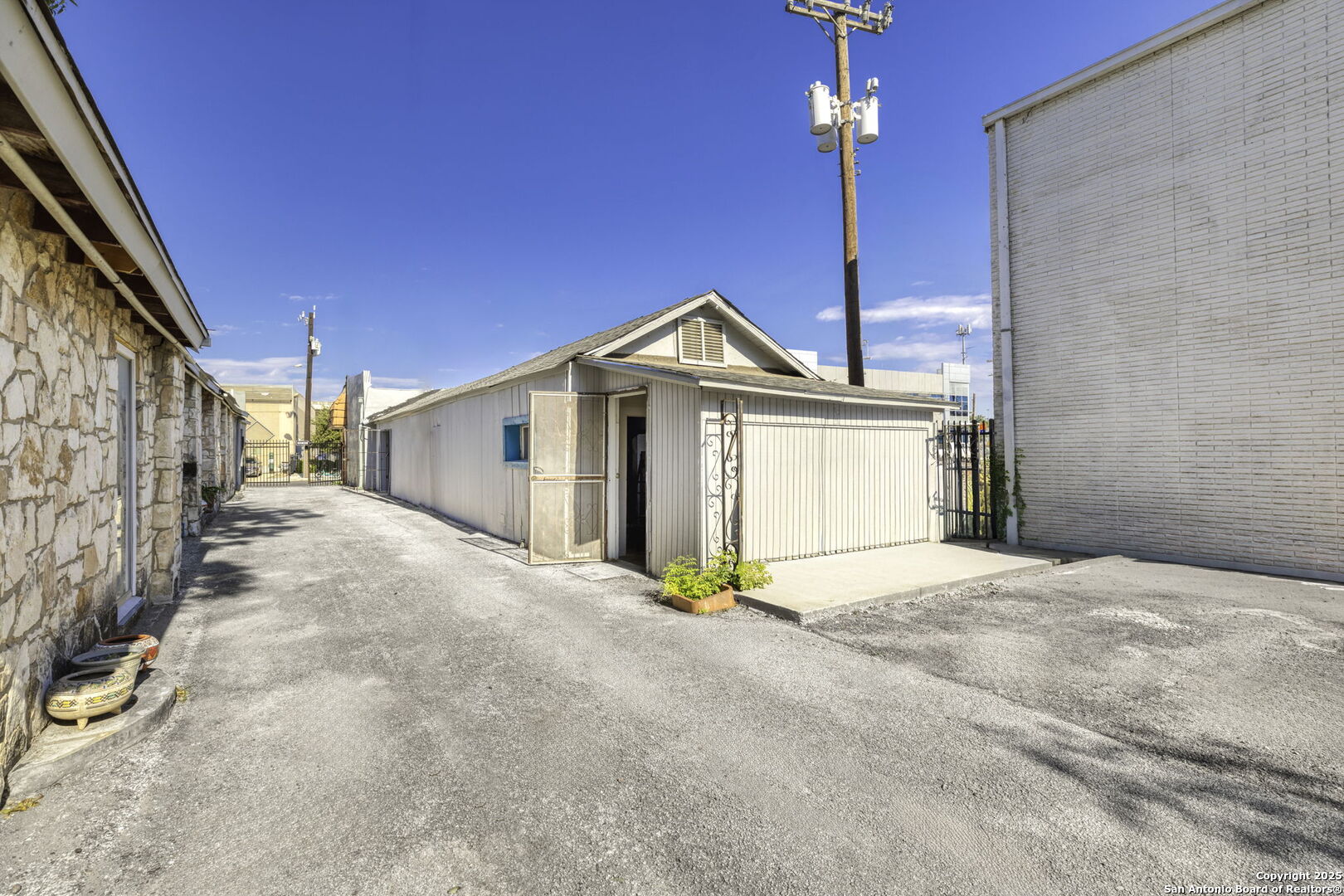 922-926 S Laredo Street San Antonio TX 78204