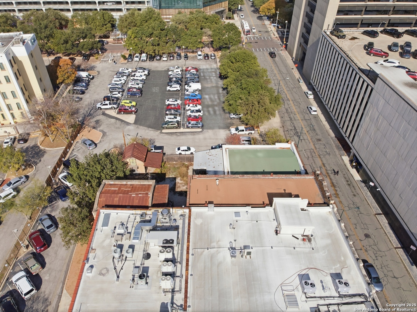 111-113 N Flores Street San Antonio TX 78205