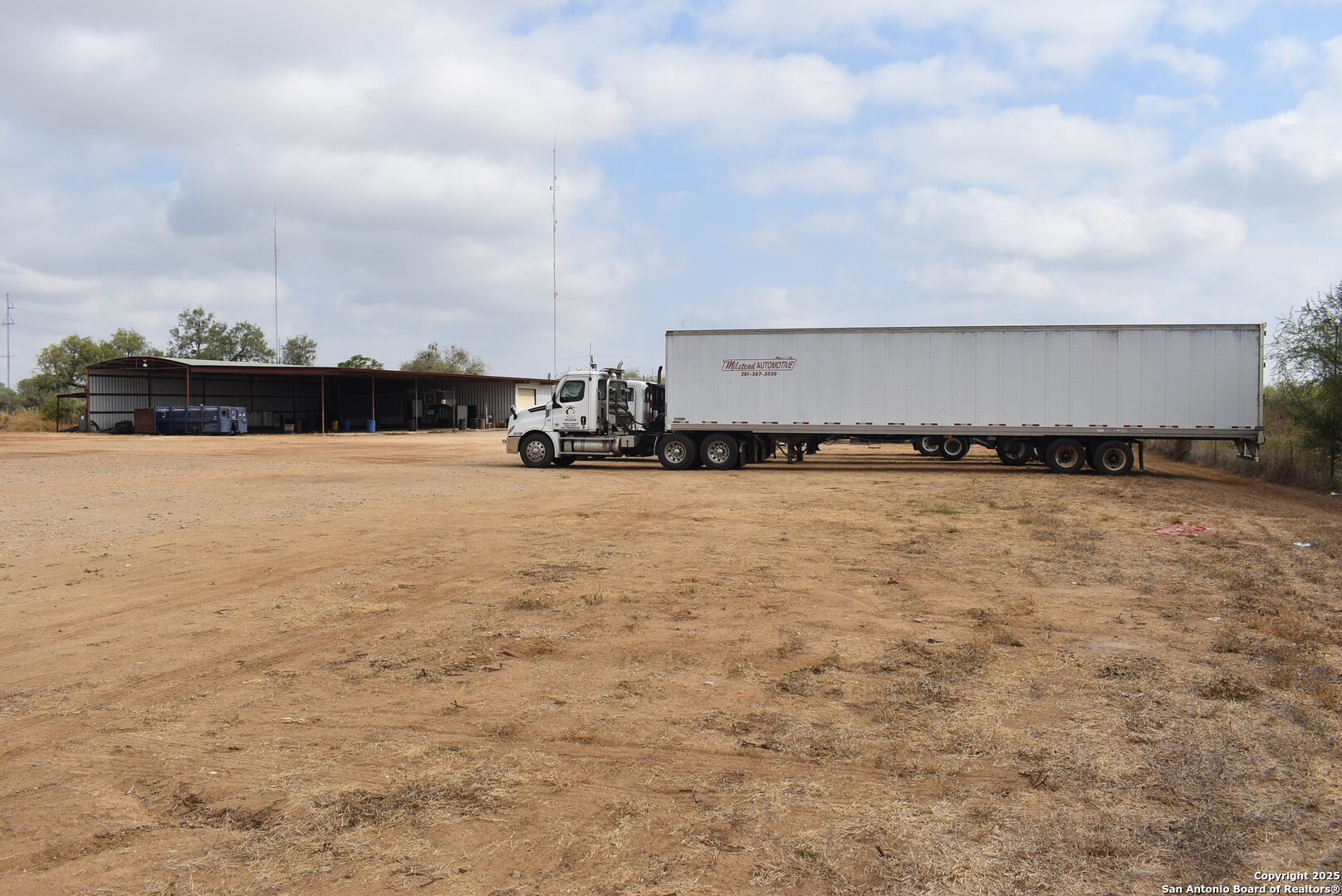 204 Pr Cardinal Lane Jourdanton TX 78026