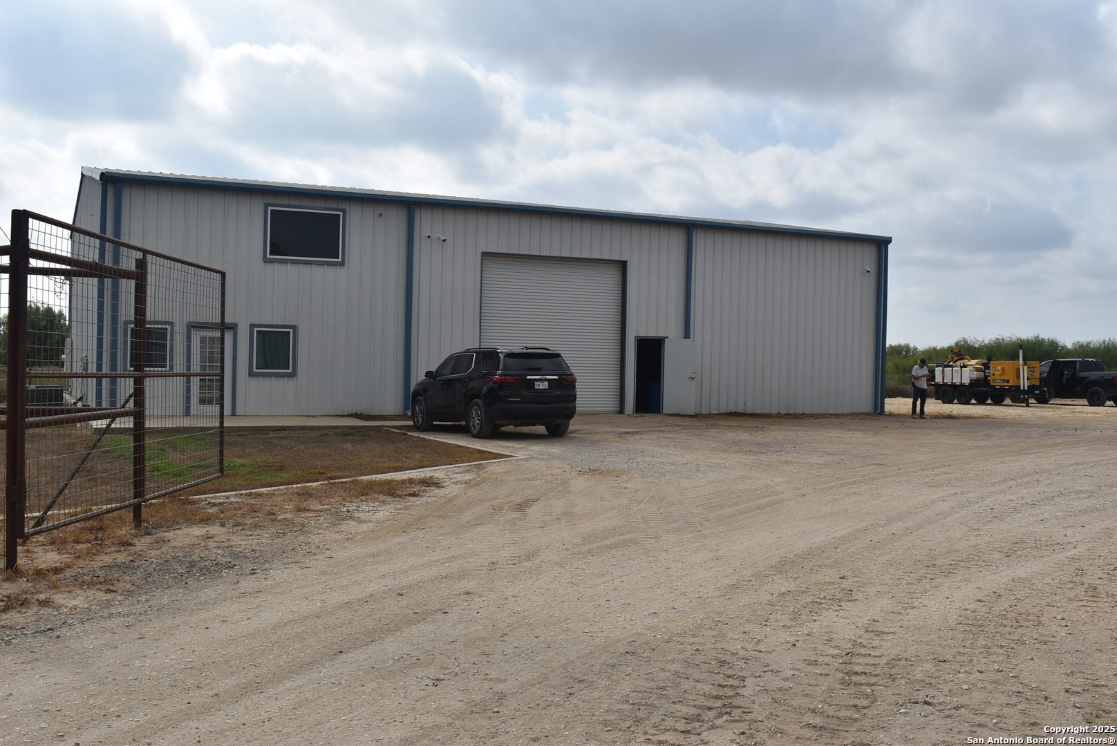 204 Pr Cardinal Lane Jourdanton TX 78026