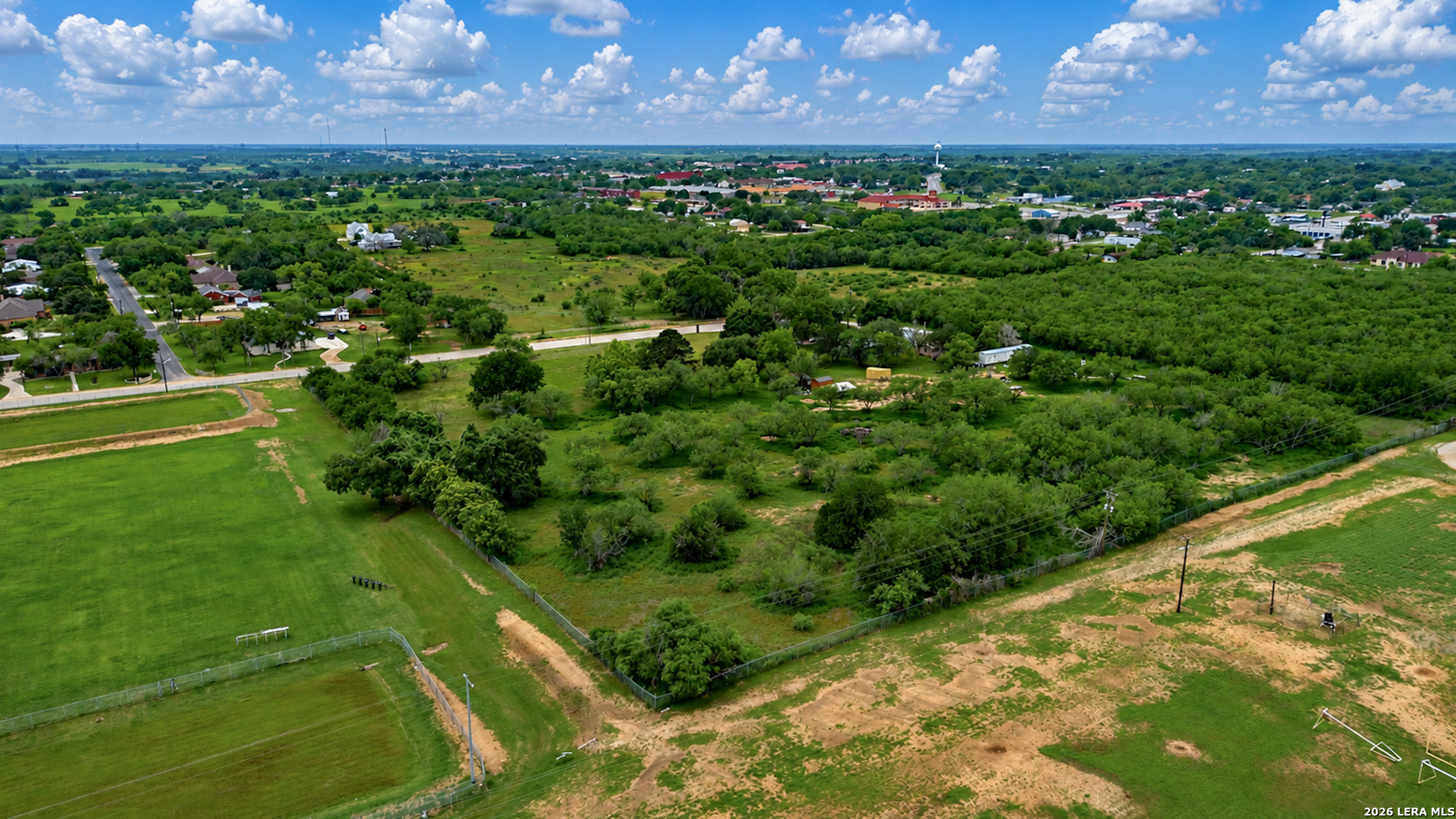 Lots 40 A & B B Street Floresville TX 78114