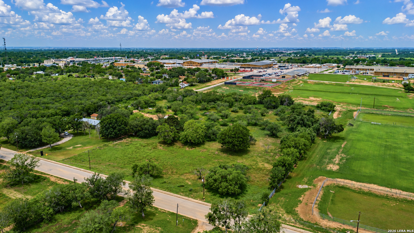 Lots 40 A & B B Street Floresville TX 78114