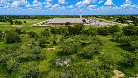 Lots 40 A & B B Street Floresville TX 78114