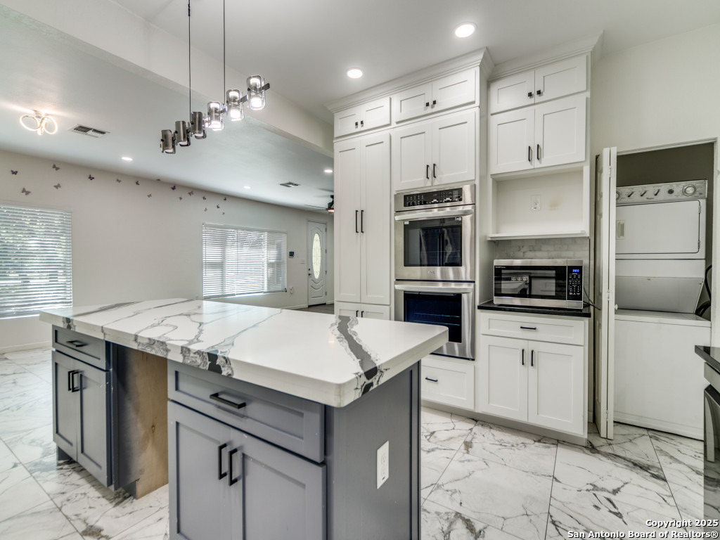 8609 Abe Lincoln San Antonio TX 78240