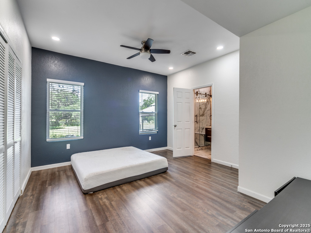 8609 Abe Lincoln San Antonio TX 78240