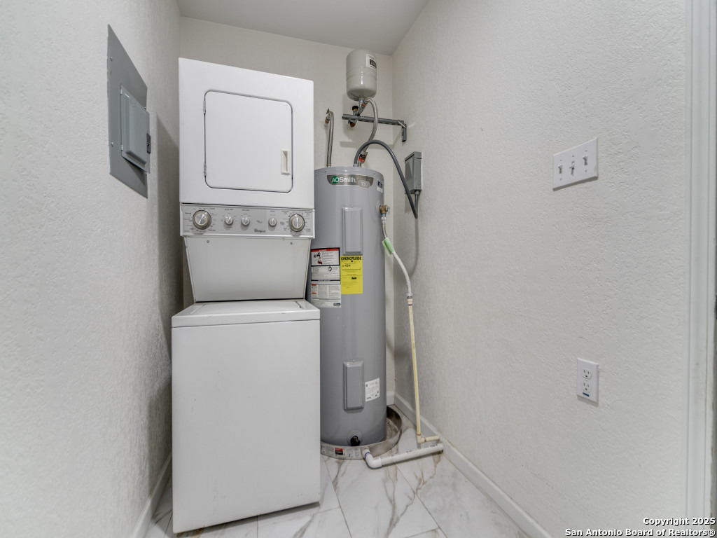 8609 Abe Lincoln San Antonio TX 78240