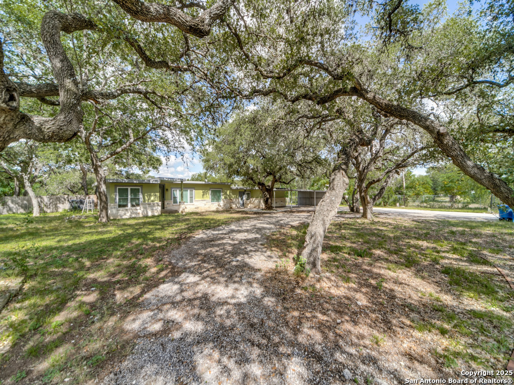 8609 Abe Lincoln San Antonio TX 78240