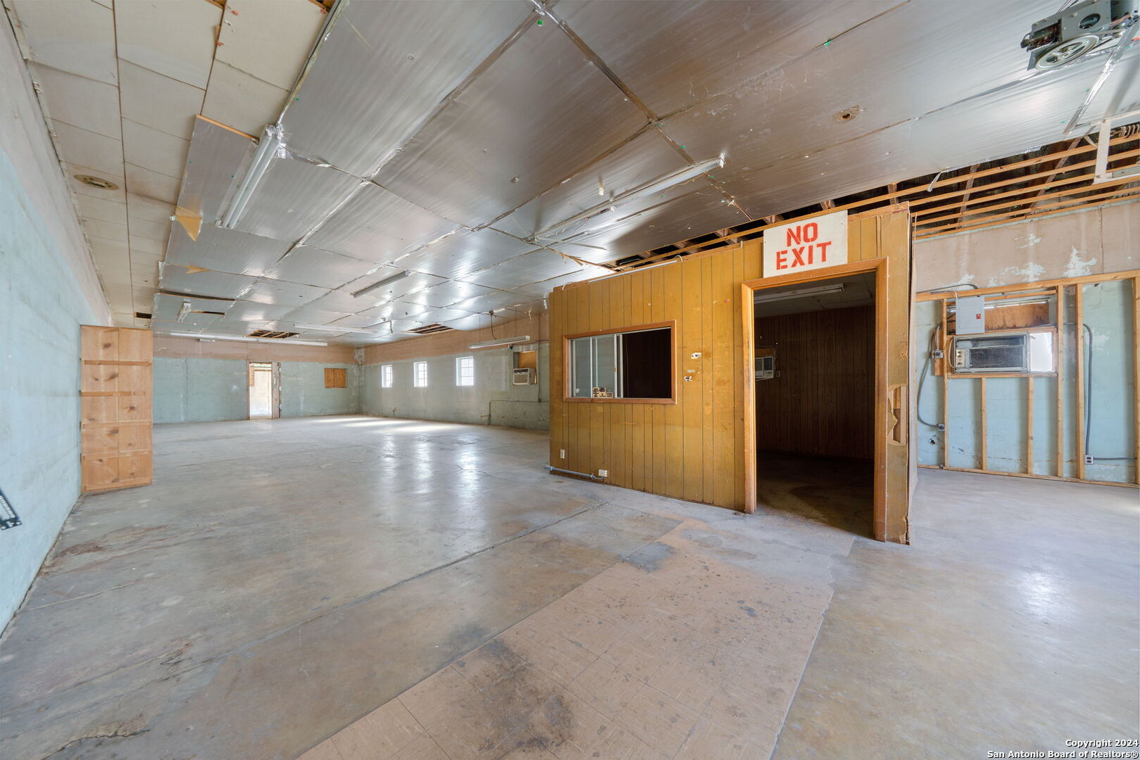 1812 S Presa Street San Antonio TX 78210