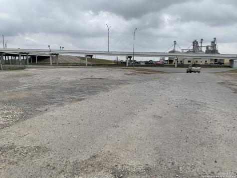 0000 Highway 173 Hondo TX 78861