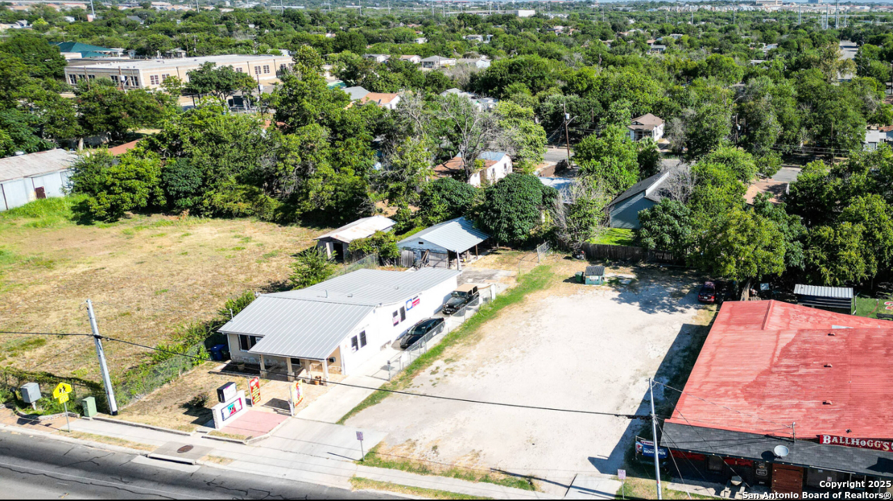 2931 E Houston San Antonio TX 78202