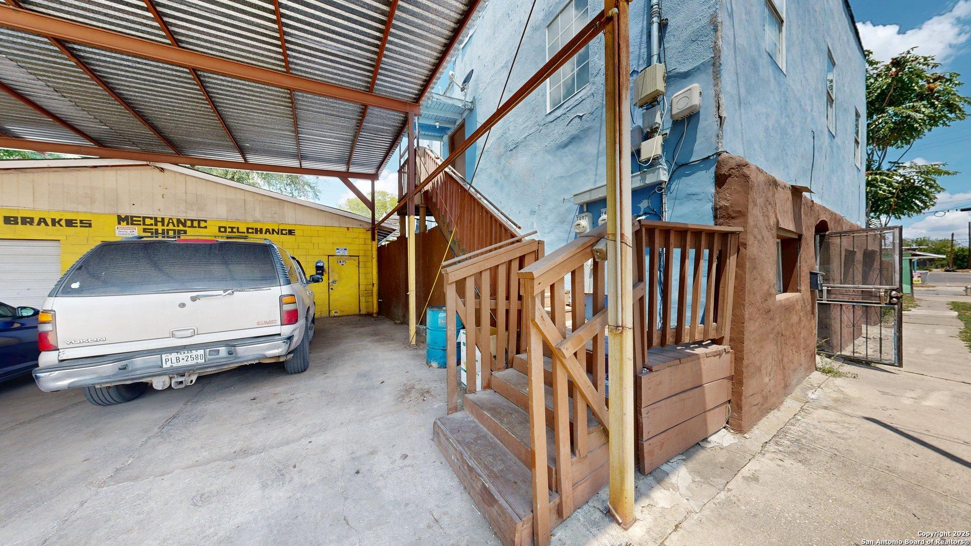 1407 S Gevers Street San Antonio TX 78210