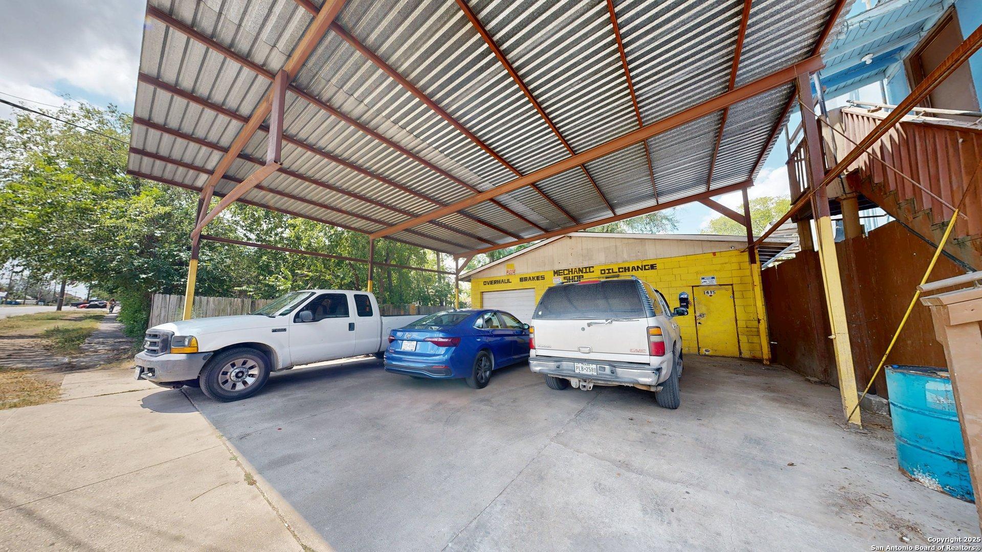 1407 S Gevers Street San Antonio TX 78210