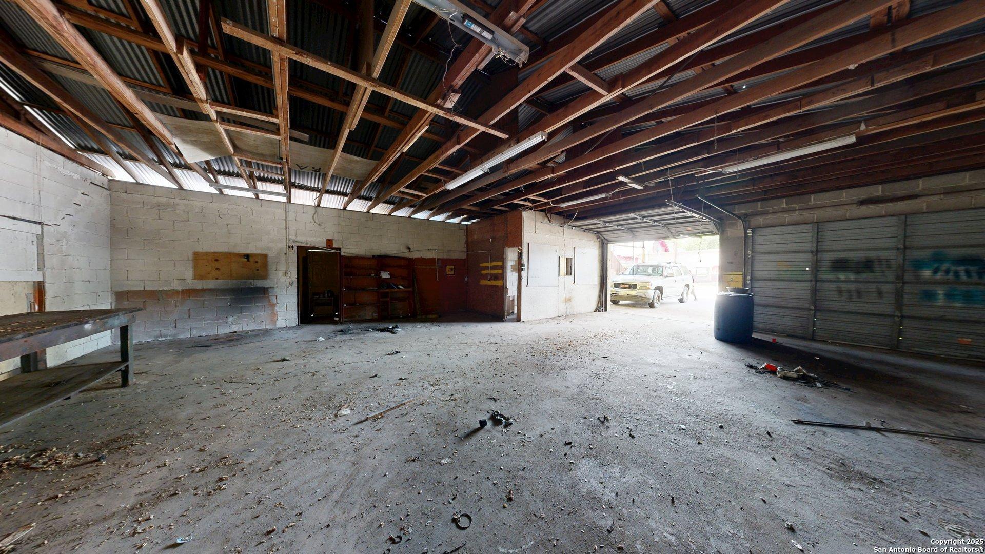 1407 S Gevers Street San Antonio TX 78210