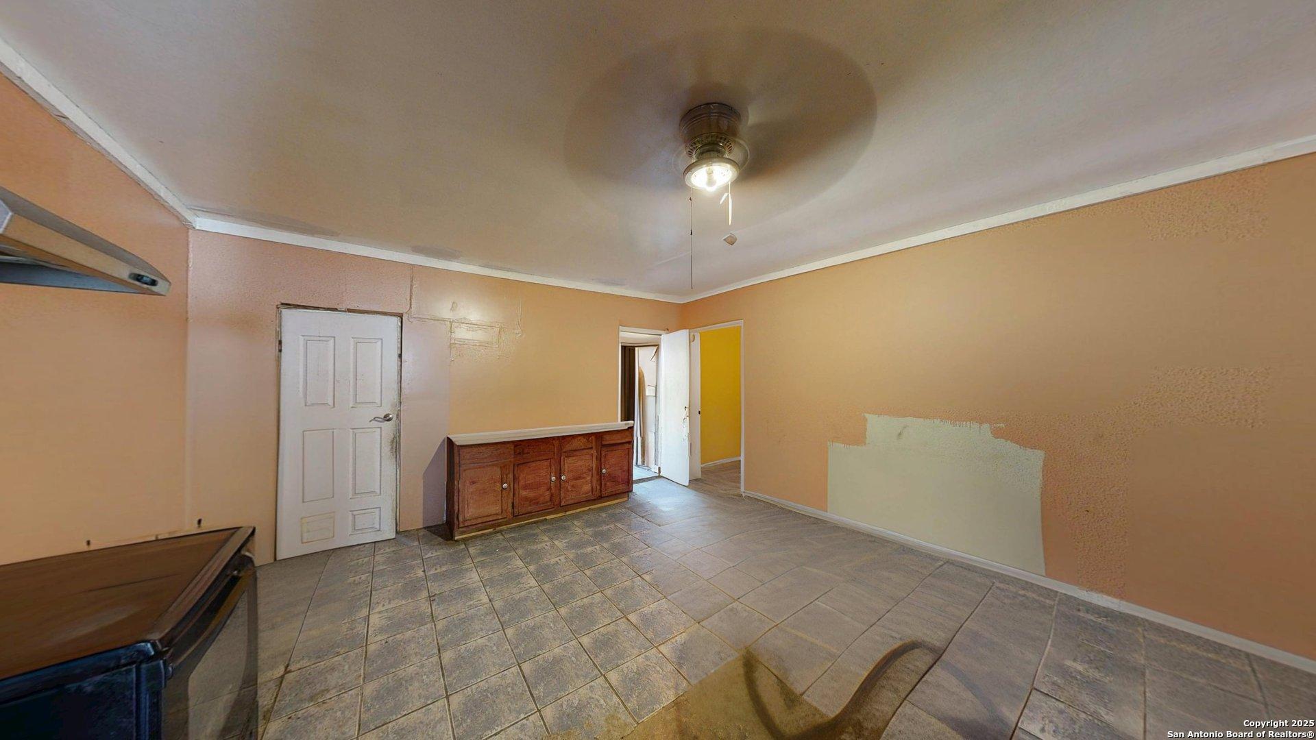 1407 S Gevers Street San Antonio TX 78210