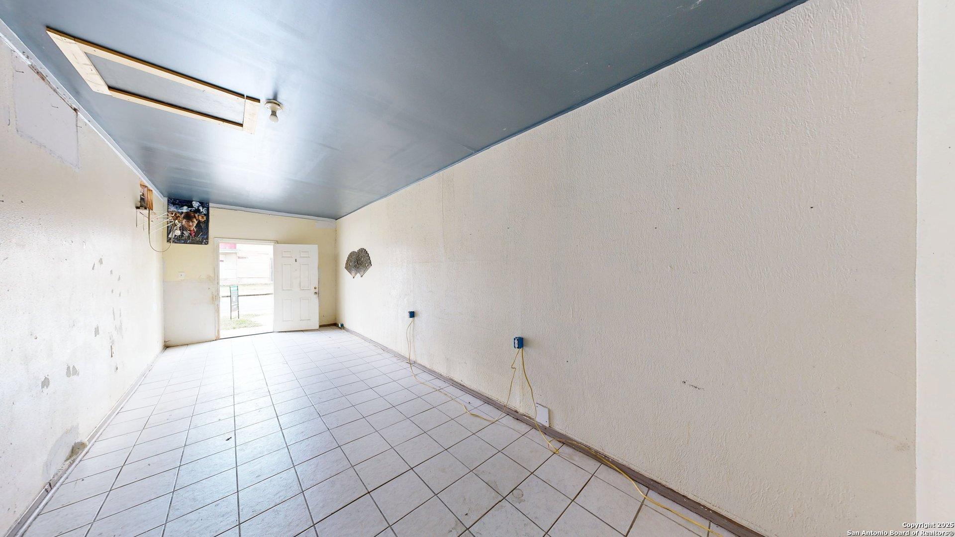 1407 S Gevers Street San Antonio TX 78210