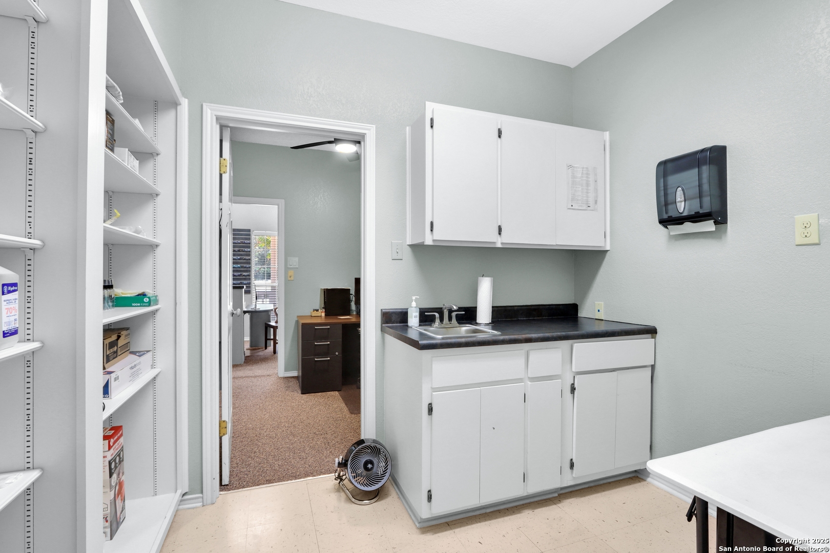 1046-1048 E Blanco Boerne TX 78006