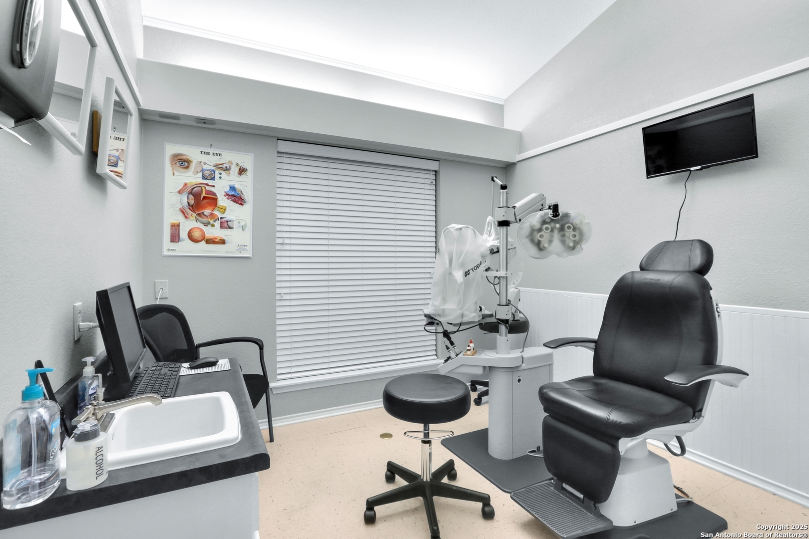 1046-1048 E Blanco Boerne TX 78006