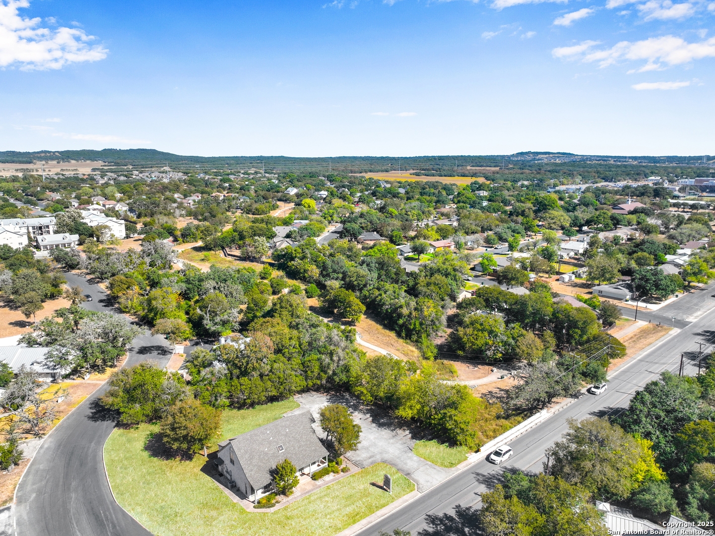 1046-1048 E Blanco Boerne TX 78006