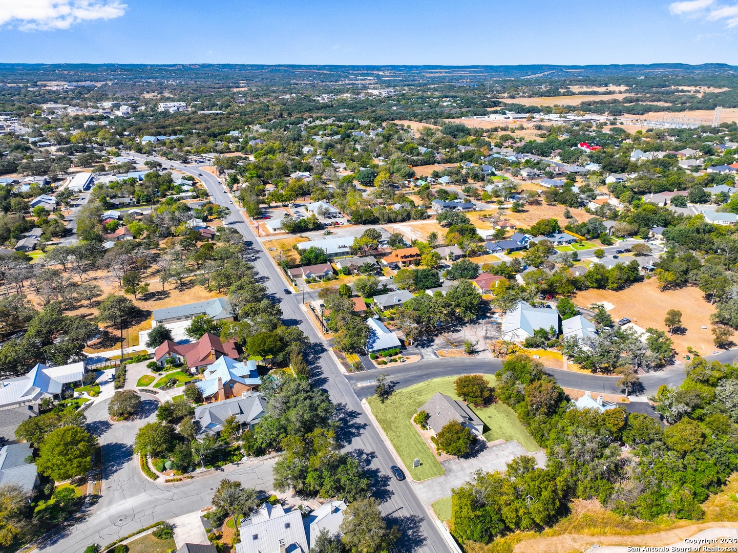 1046-1048 E Blanco Boerne TX 78006