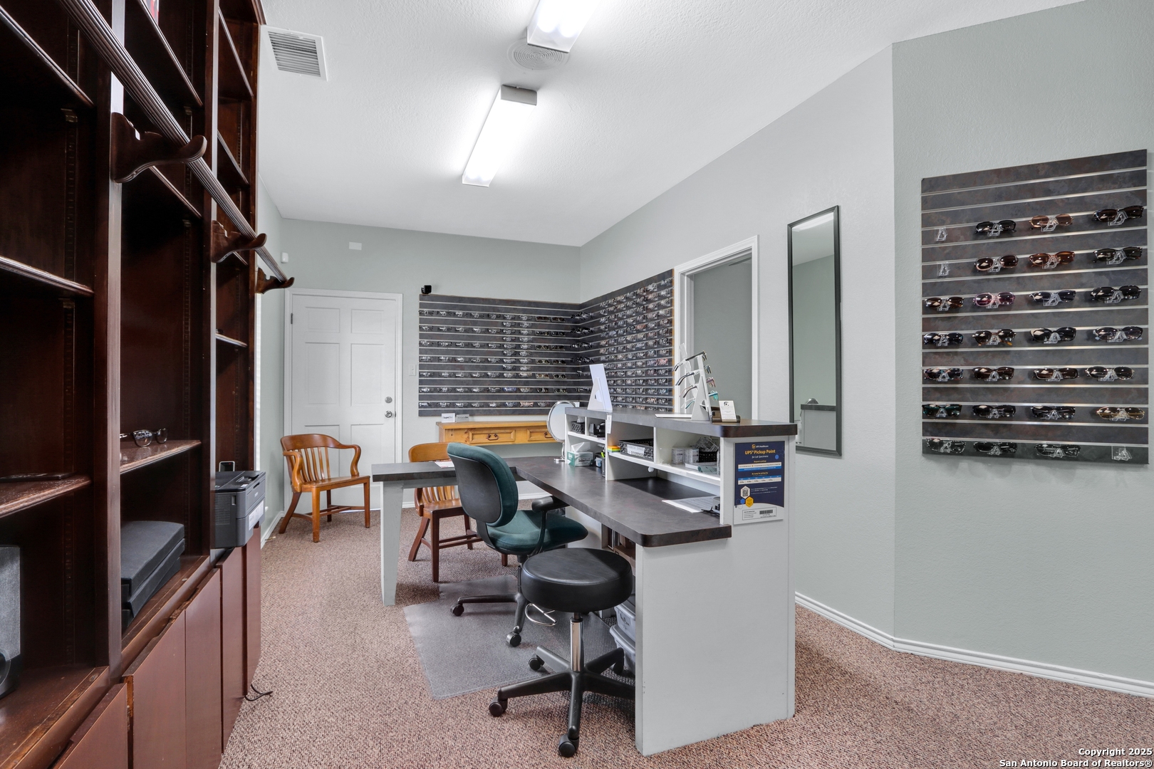 1046-1048 E Blanco Boerne TX 78006