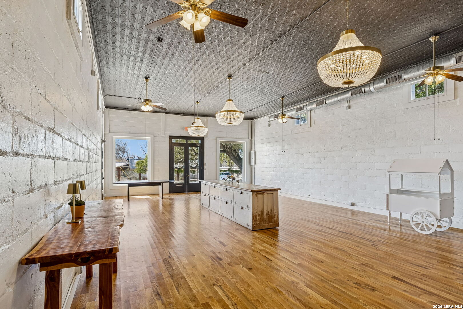 606 High Street Comfort TX 77318