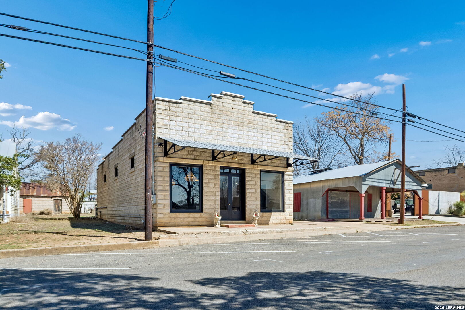 606 High Street Comfort TX 77318