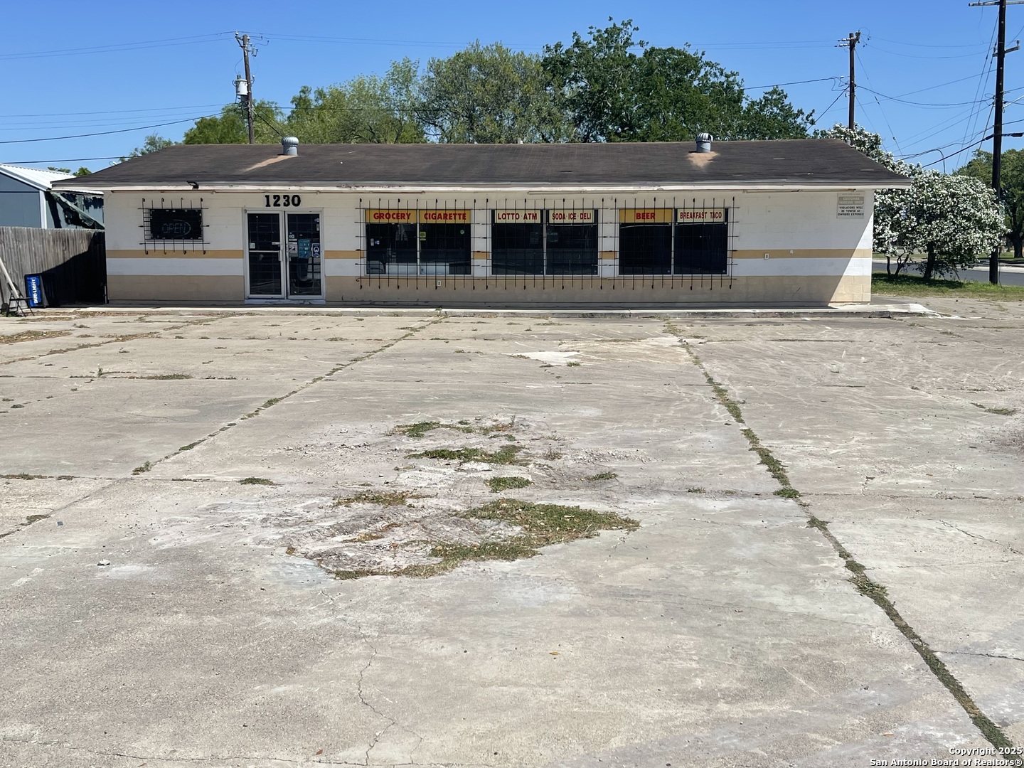 1230 E Santa Gertrudis Street Kingsville TX 78363