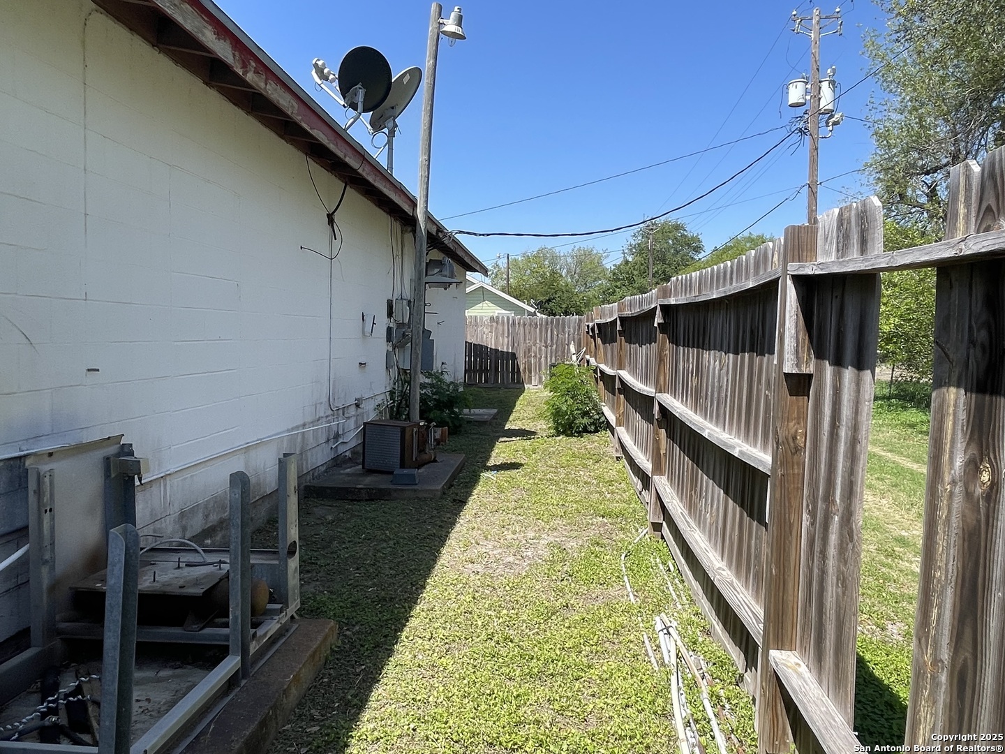 1230 E Santa Gertrudis Street Kingsville TX 78363