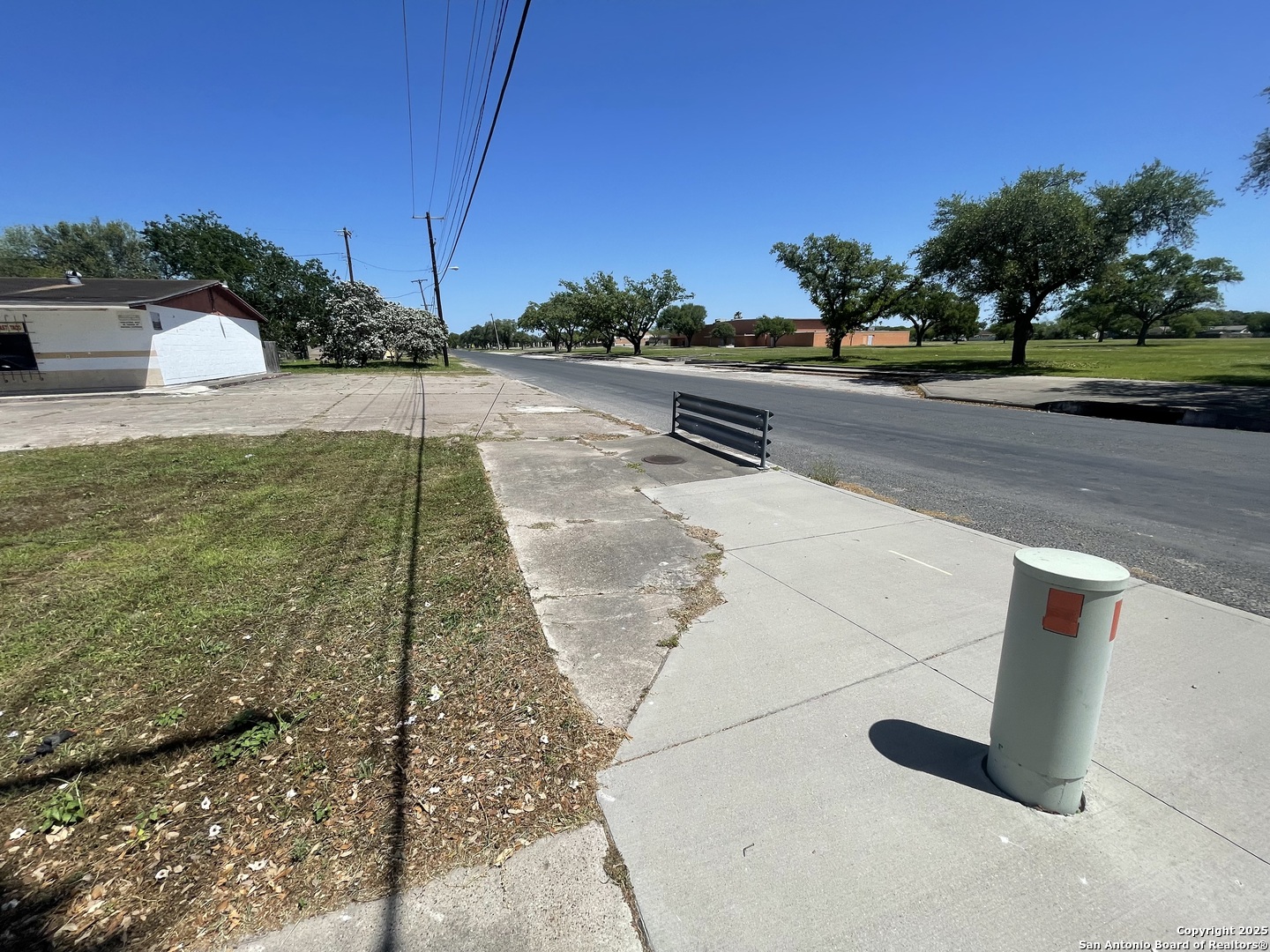 1230 E Santa Gertrudis Street Kingsville TX 78363
