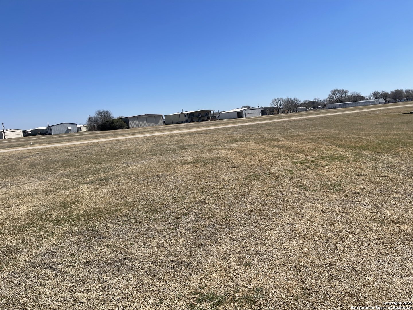 236 Vagabond Marion TX 78124