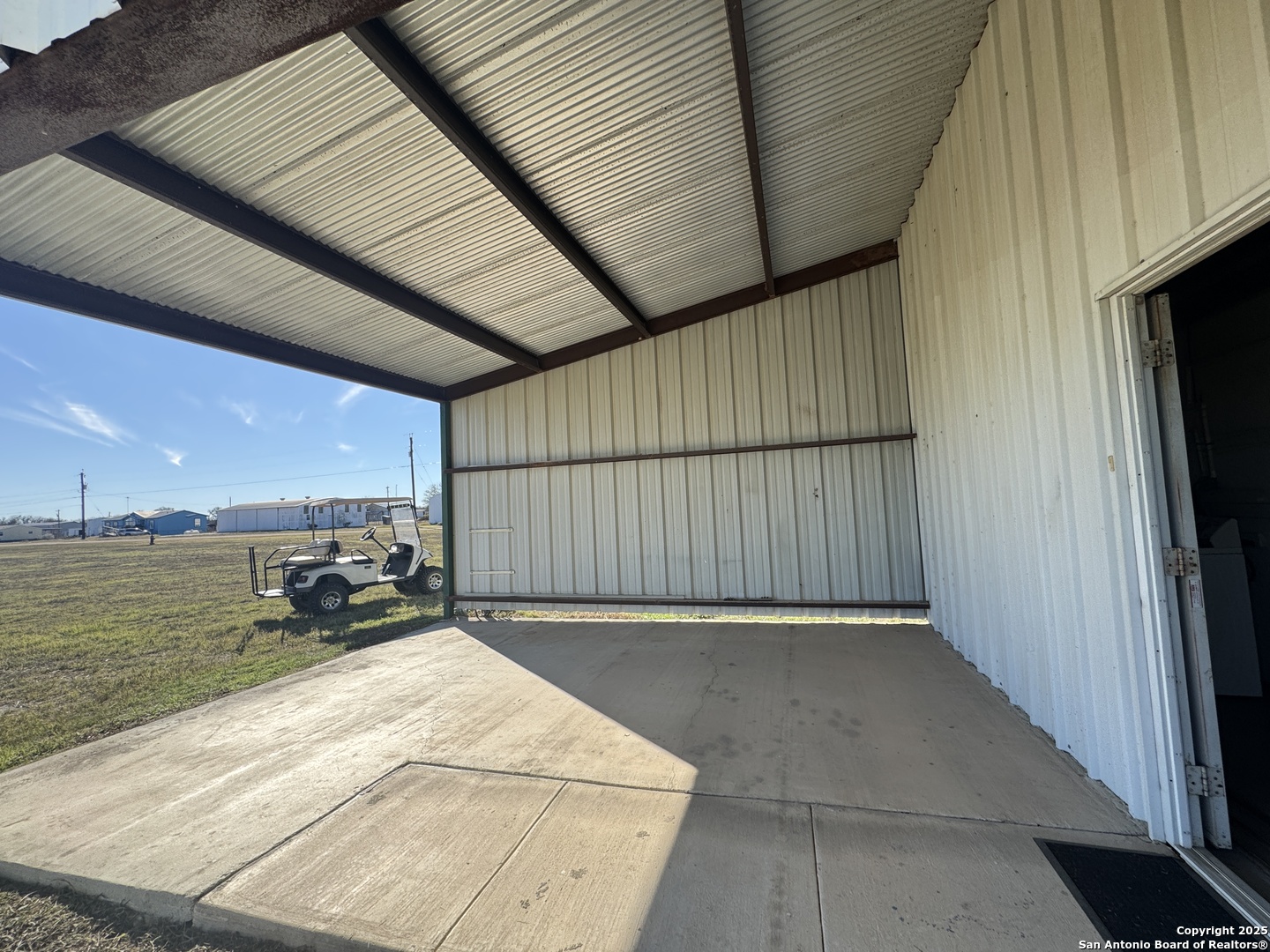 236 Vagabond Marion TX 78124