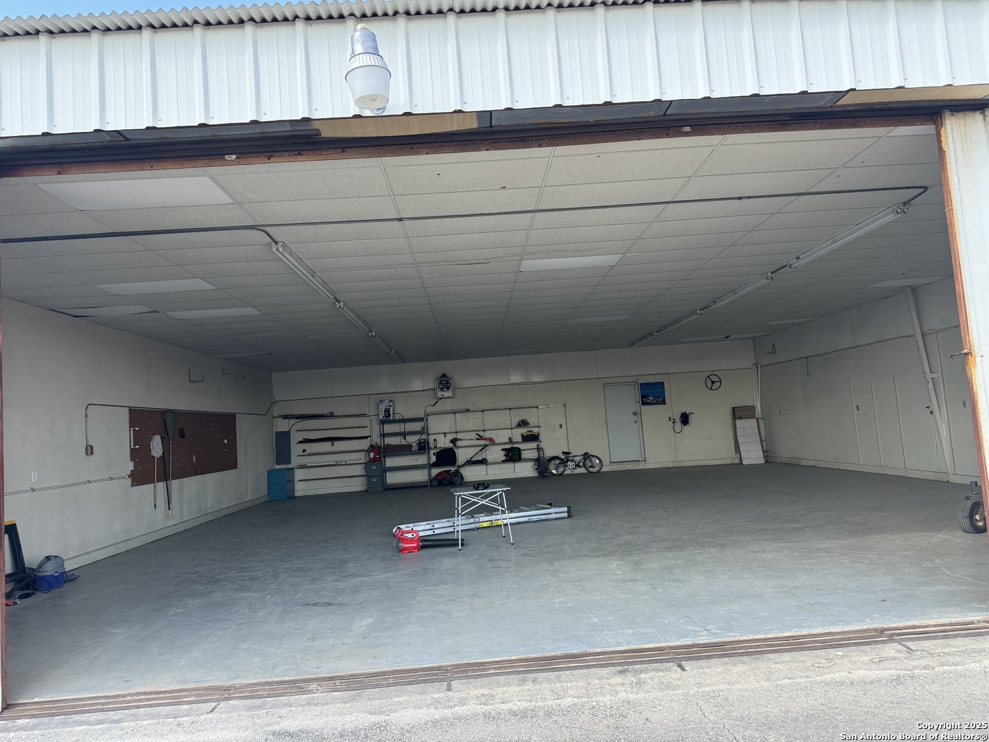 236 Vagabond Marion TX 78124