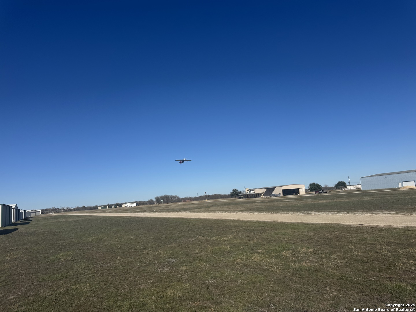 236 Vagabond Marion TX 78124