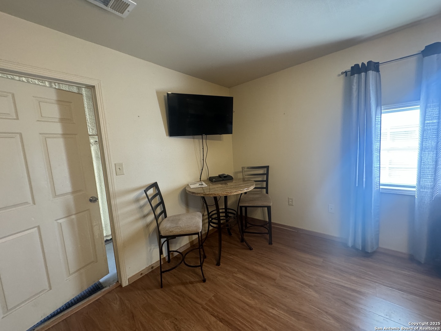 236 Vagabond Marion TX 78124