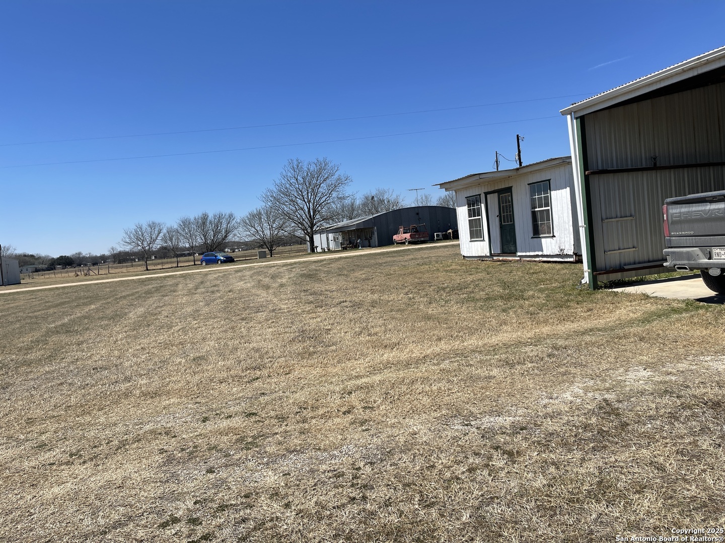 236 Vagabond Marion TX 78124