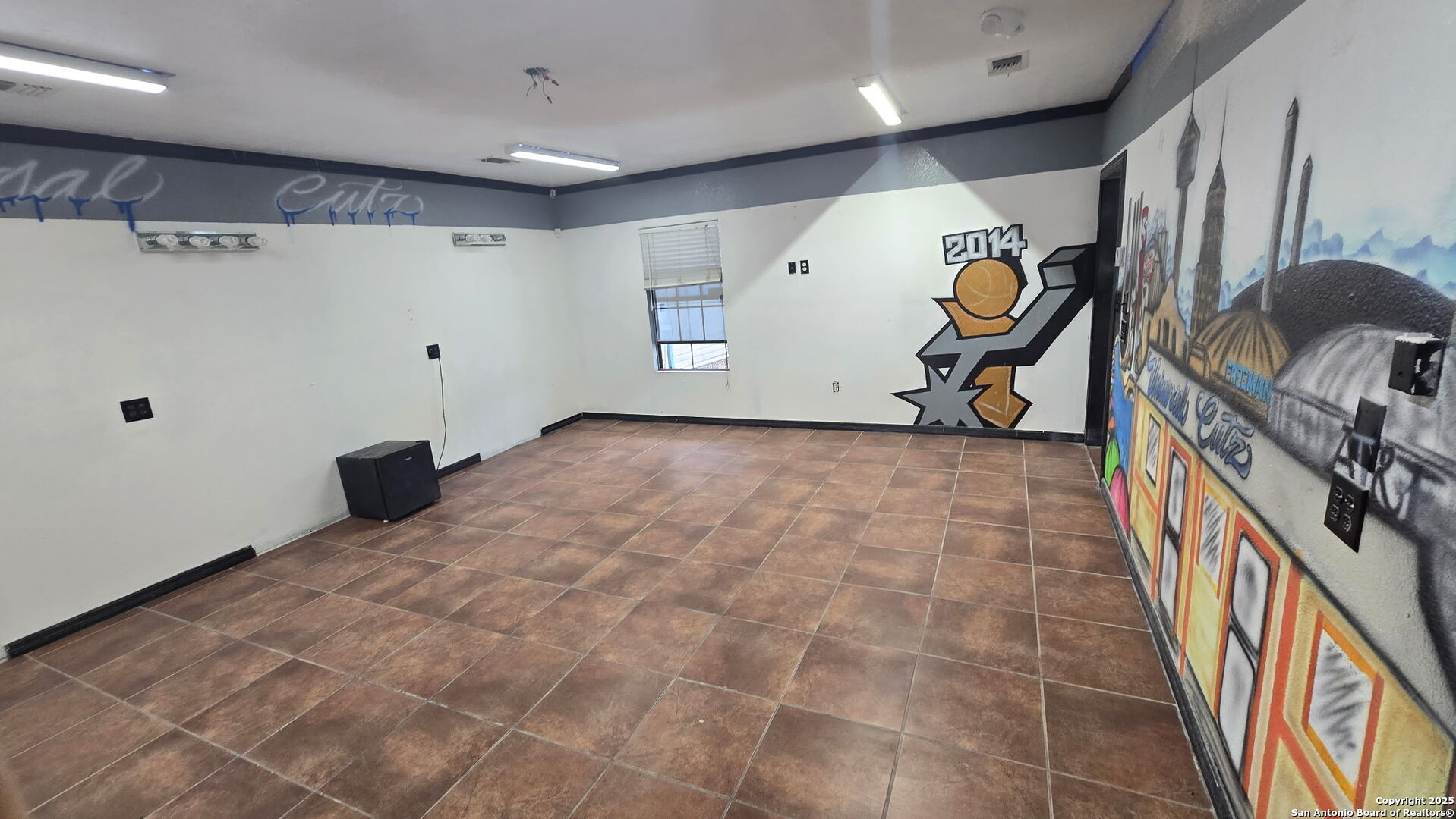 2903 E Houston San Antonio TX 78202