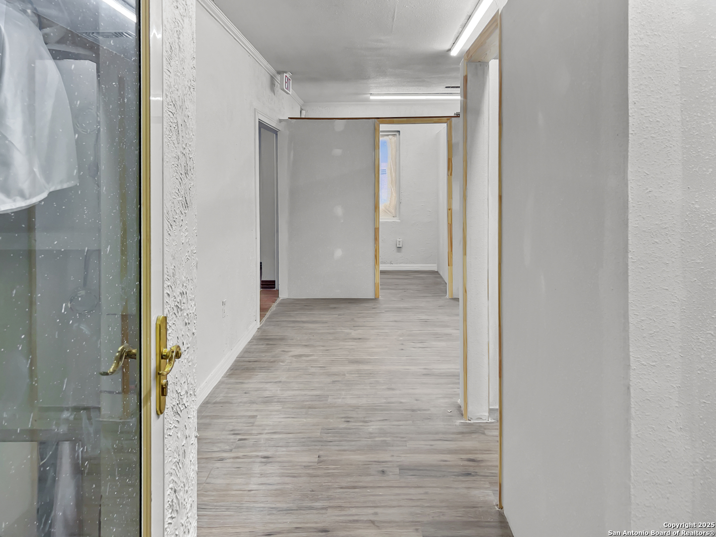 2903 E Houston San Antonio TX 78202