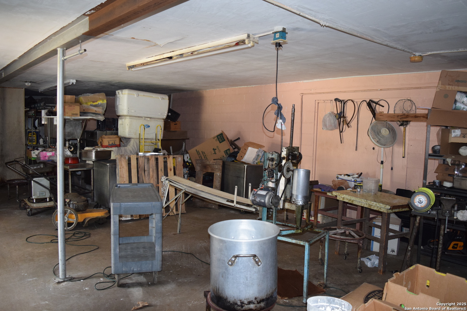 727 Historic Old Highway 90 San Antonio TX 78237