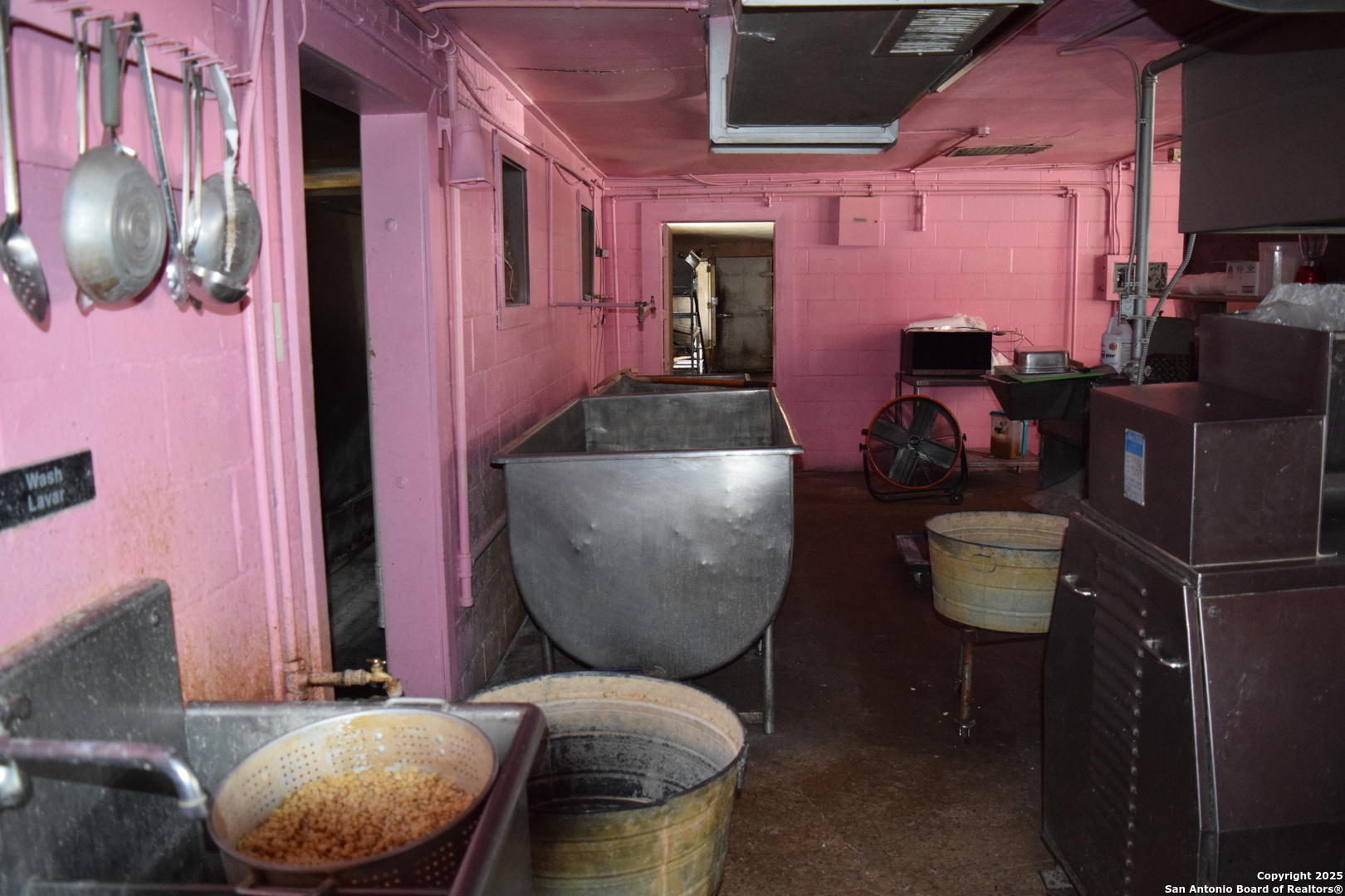 727 Historic Old Highway 90 San Antonio TX 78237