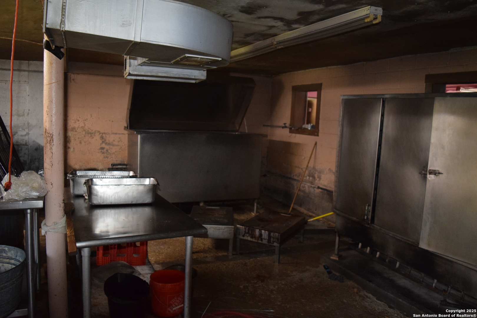 727 Historic Old Highway 90 San Antonio TX 78237