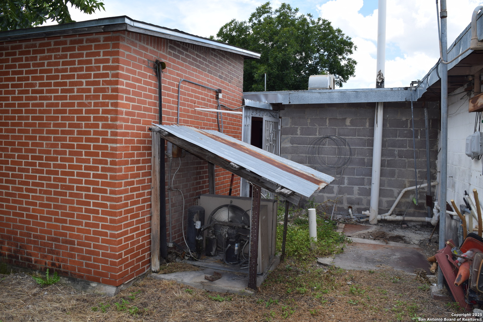 727 Historic Old Highway 90 San Antonio TX 78237